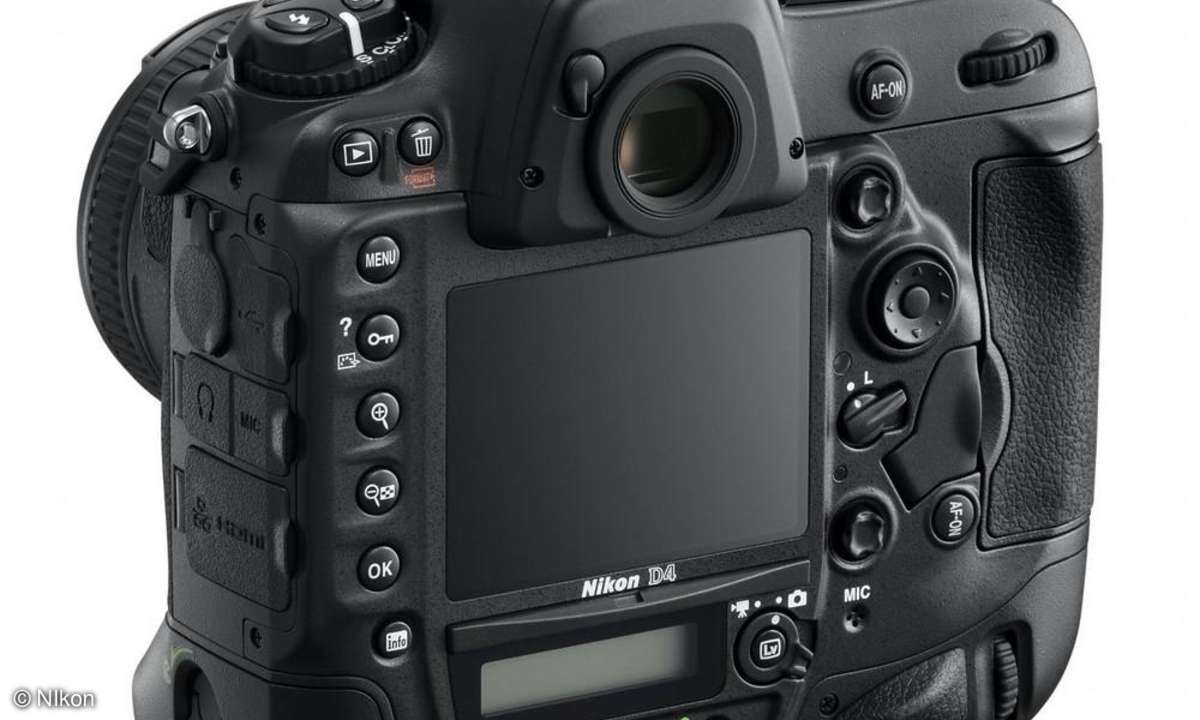 Nikon D4