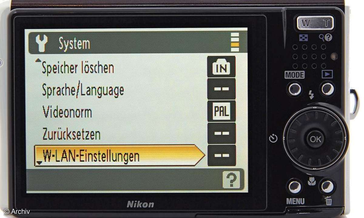 Nikon Coolpix S52c hinten
