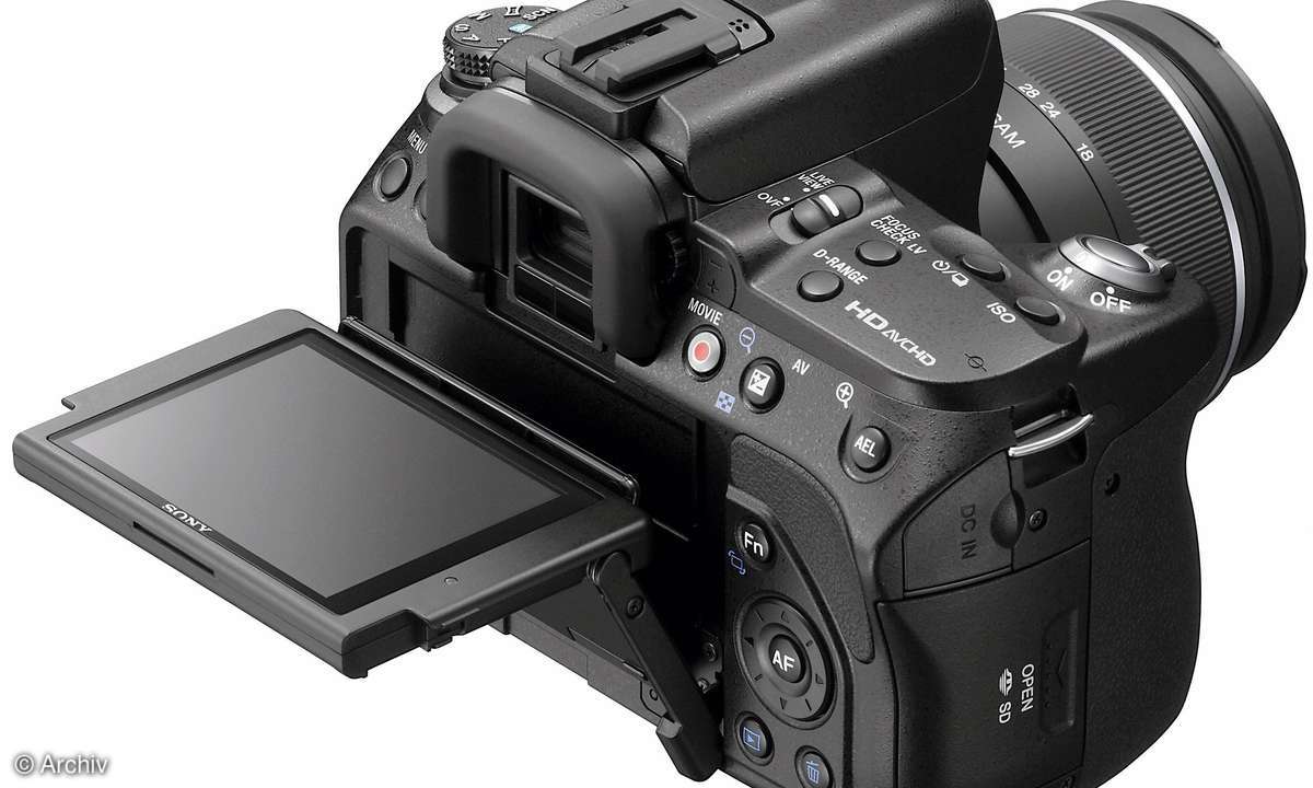 Sony A560