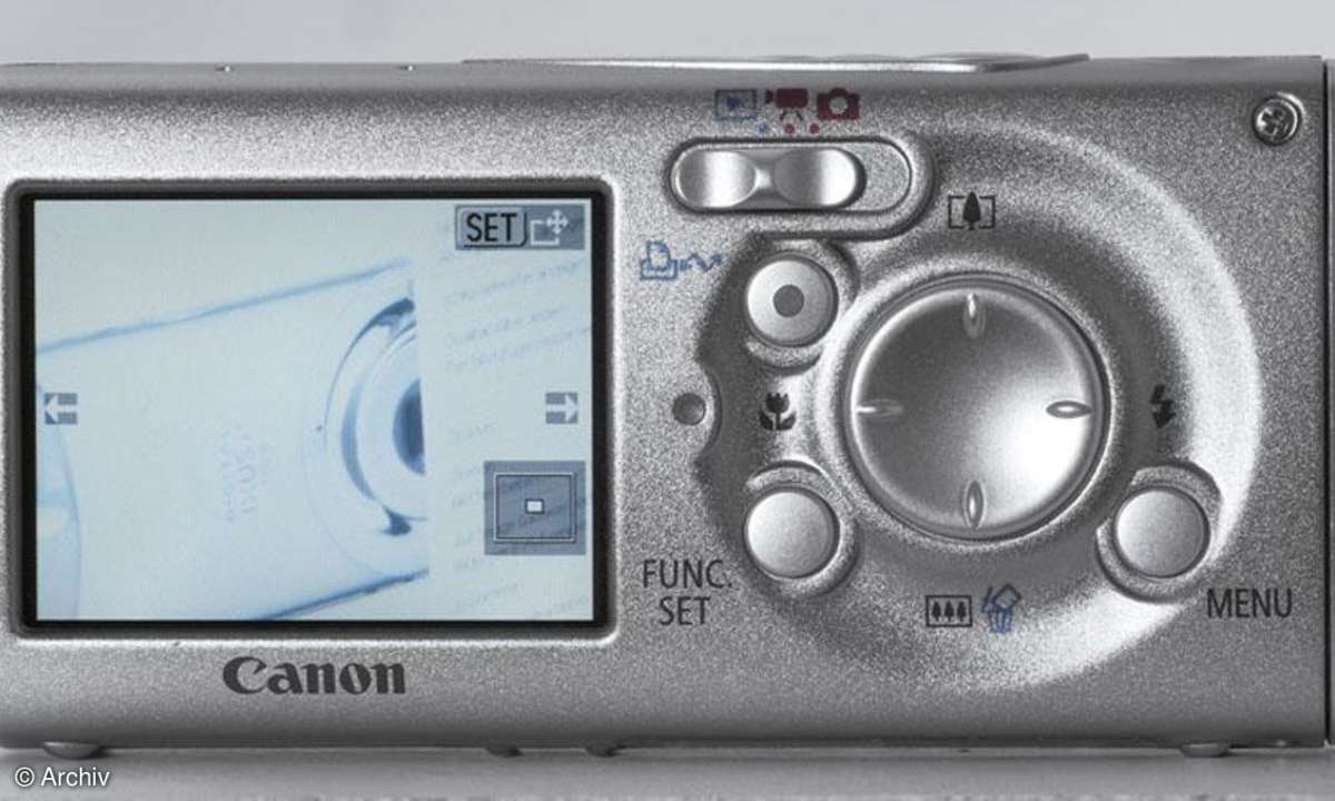 Canon Digital Ixus i7 Zoom Rückseite