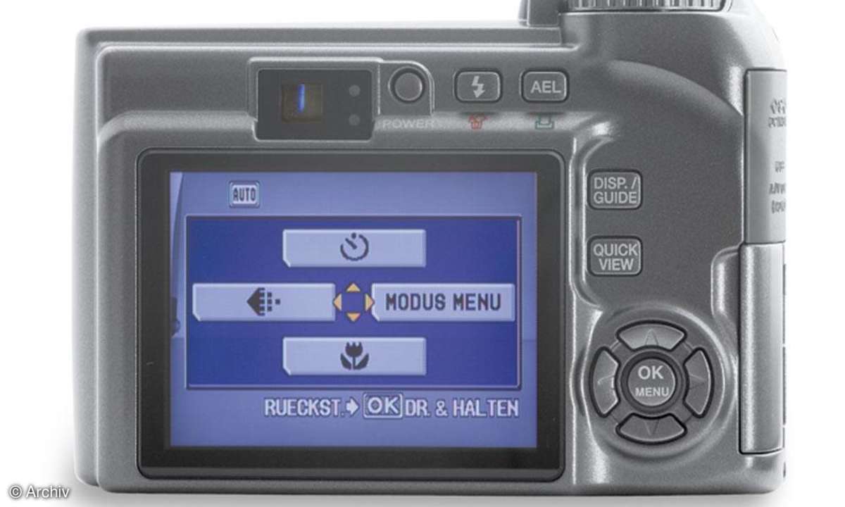 Olympus SP-320 Rückseite