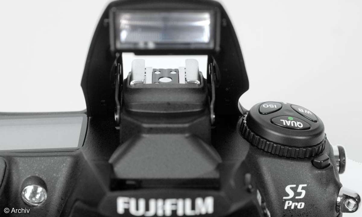 Fujifilm FinePix S3 Pro Blitzschuh