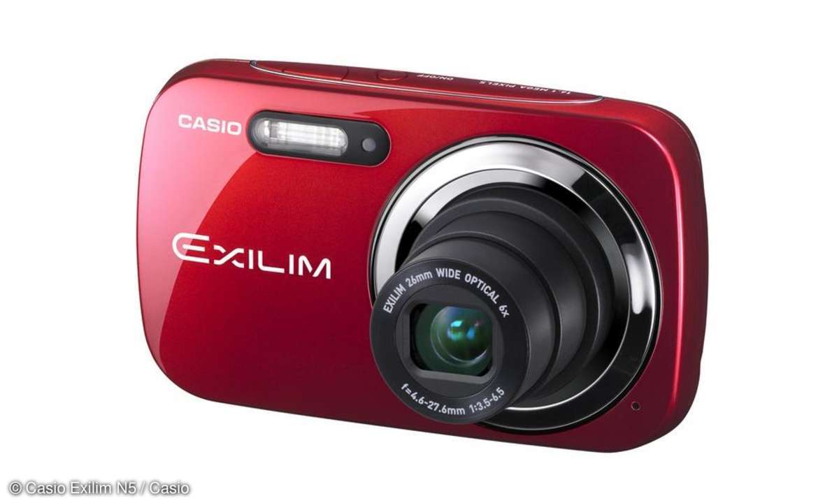 Casio Exilim N5 Kompaktkamera von vorne
