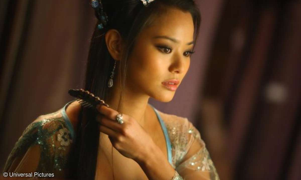 Lady Silk (Jamie Chung) ist die Geliebte des Schmieds.