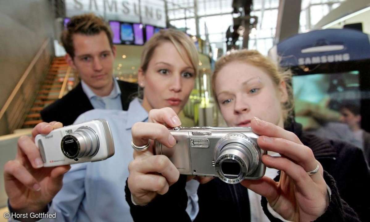 Galaxy S4 zoom Vorgänger: Samsung SCH-V770