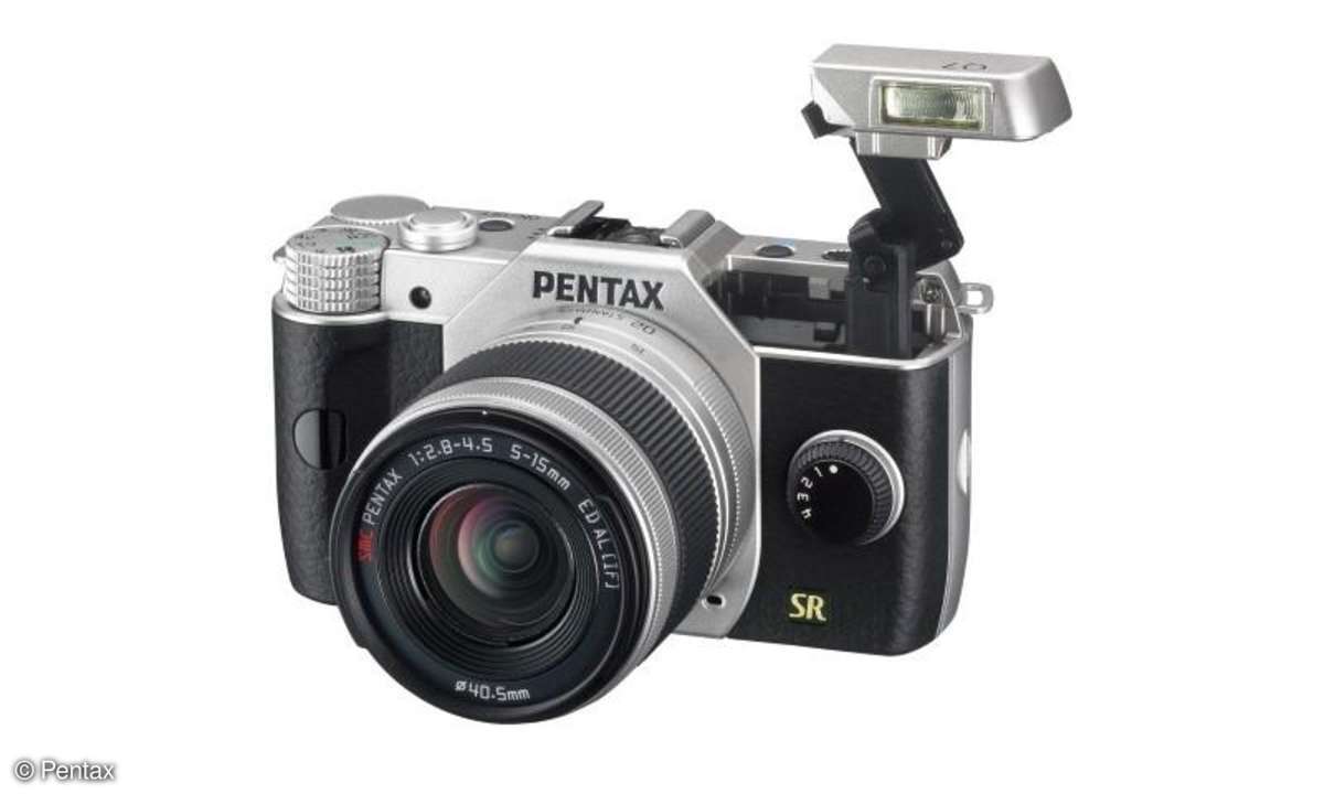 Pentax Q7 - Blitz