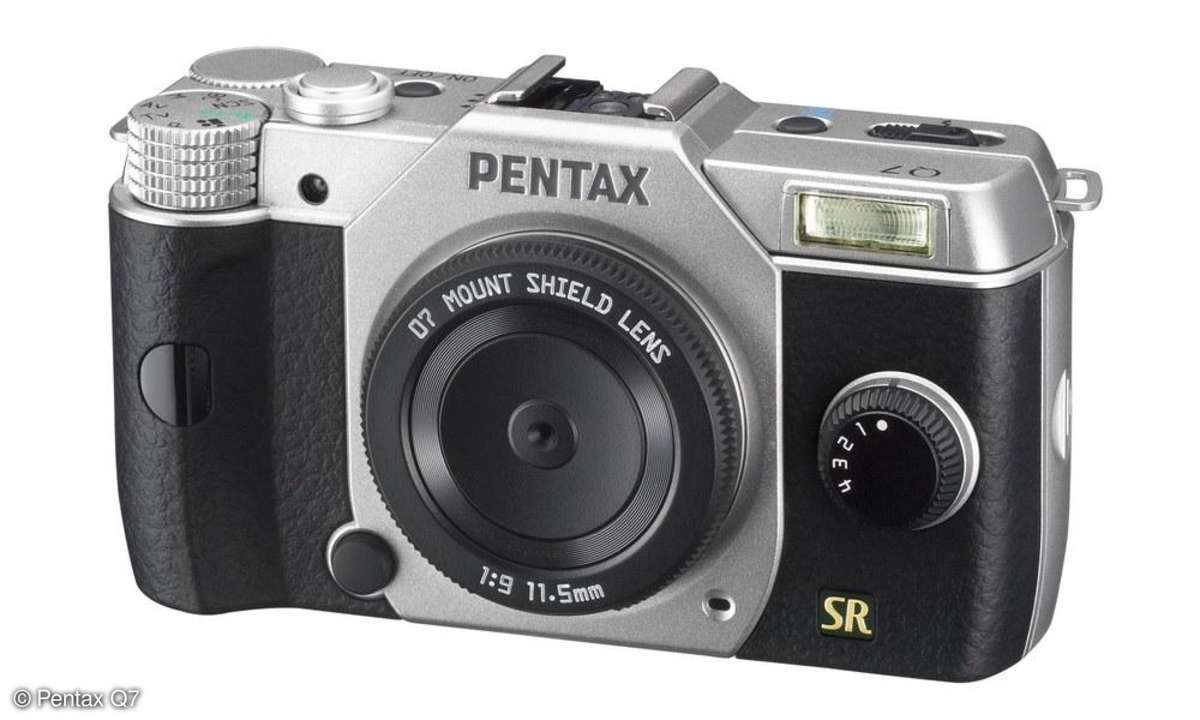 Pentax Q7 - Mount Shield Lens