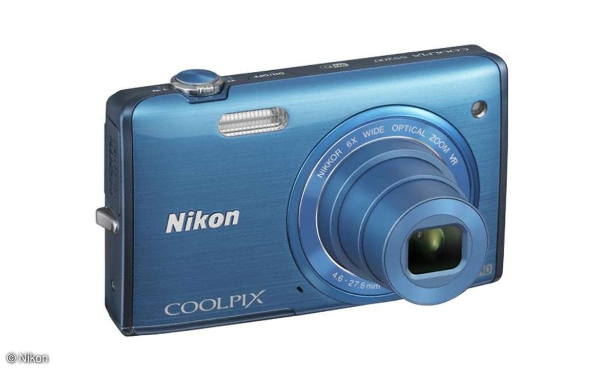 Nikon Coolpix S5200