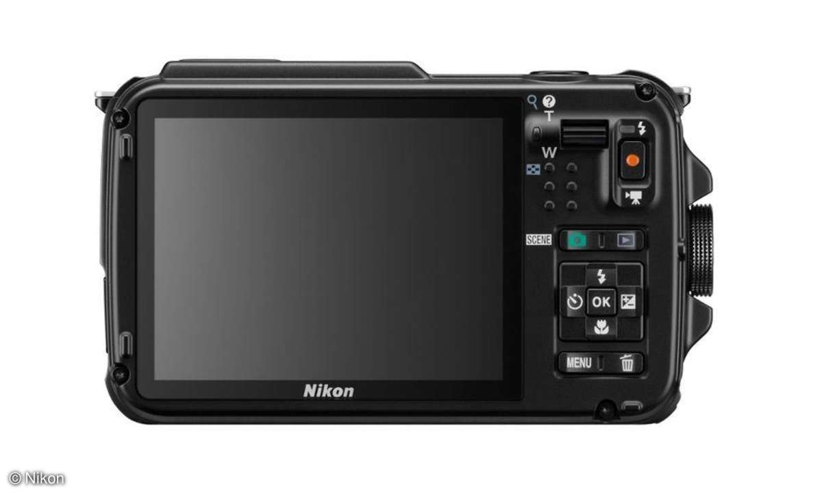 Nikon Coolpix AW110 - hinten