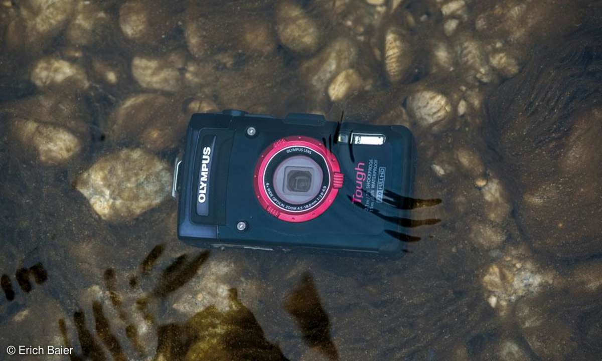 Olympus Stylus TG-2 im Wasser