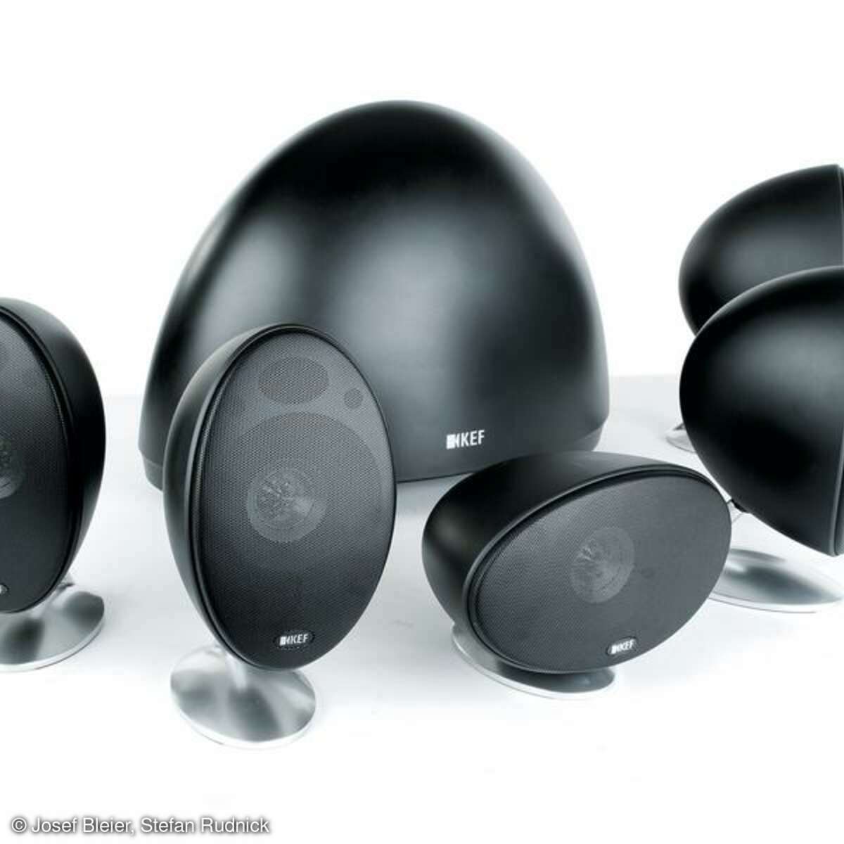 Powerwürfel: KEF präsentiert neue Subwoofer mit bis zu 1.000 Watt ... Powerwürfel: KEF präsentiert neue Subwoofer mit bis zu 1.000 Watt ...