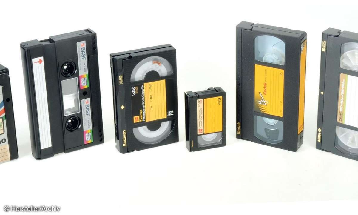 Video8, VCR, Video2000, Betamax, VHS-C, VHS, S-VHS
