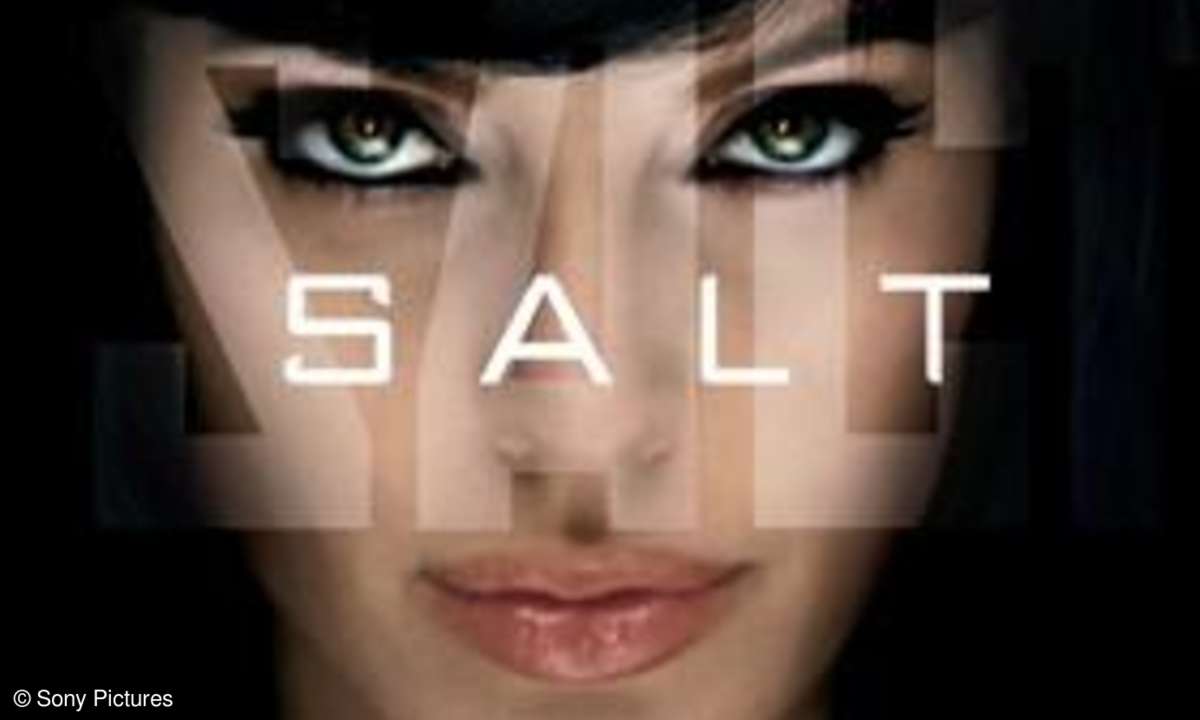 CIA-Agentin Evelyn Salt (Angelina Jolie) gerät unter Verdacht, eine russische Spionin zu sein.
