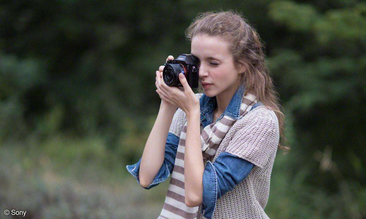 Sony A7 - Lifestyle Shot 2