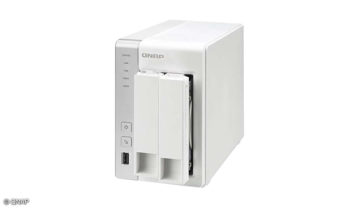 QNAP TurboNAS 220