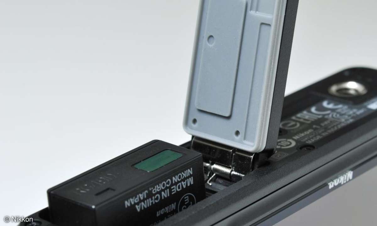 Nikon 1 AW1 Akkufach-Abdichtung