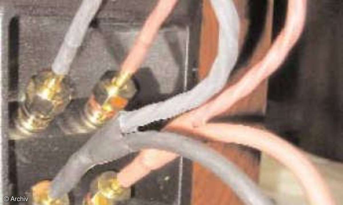 Brücken zwischen den Klemmen