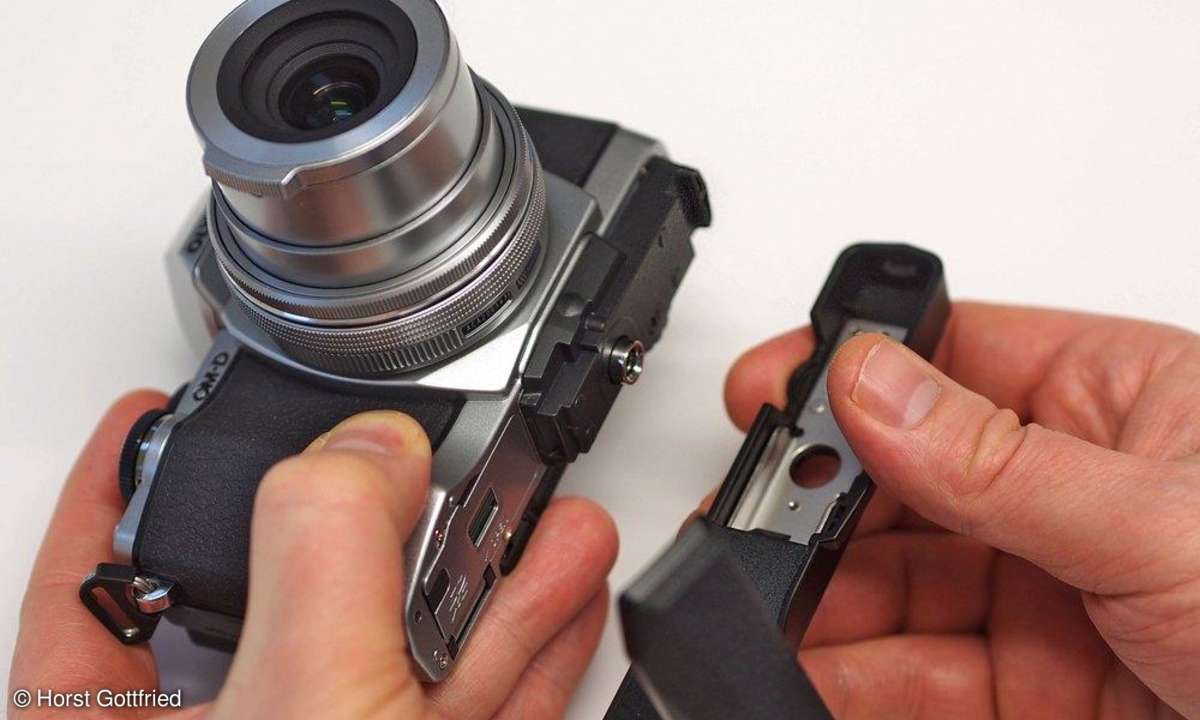 Olympus OM-D E-M10 - Griff