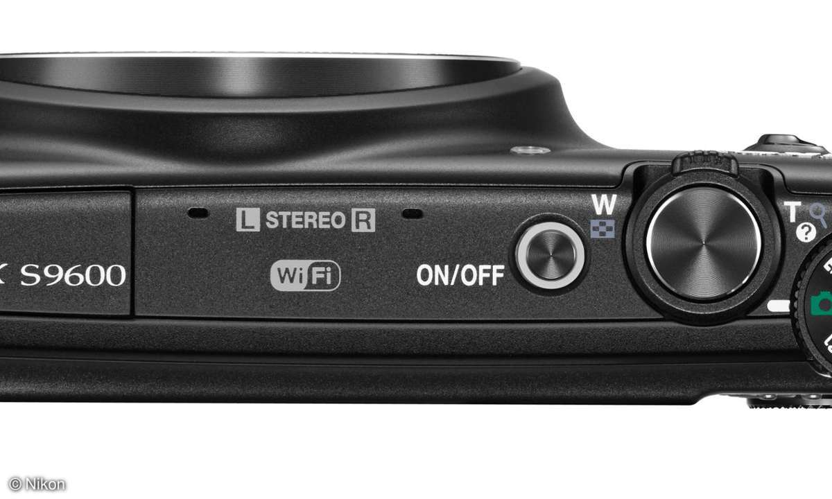 Nikon Coolpix S9600