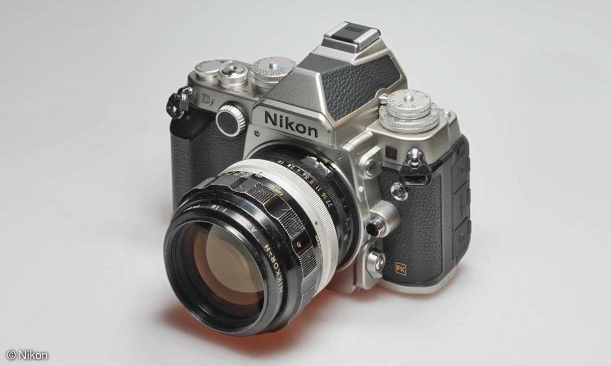 Nikon Df - Retro DSLR